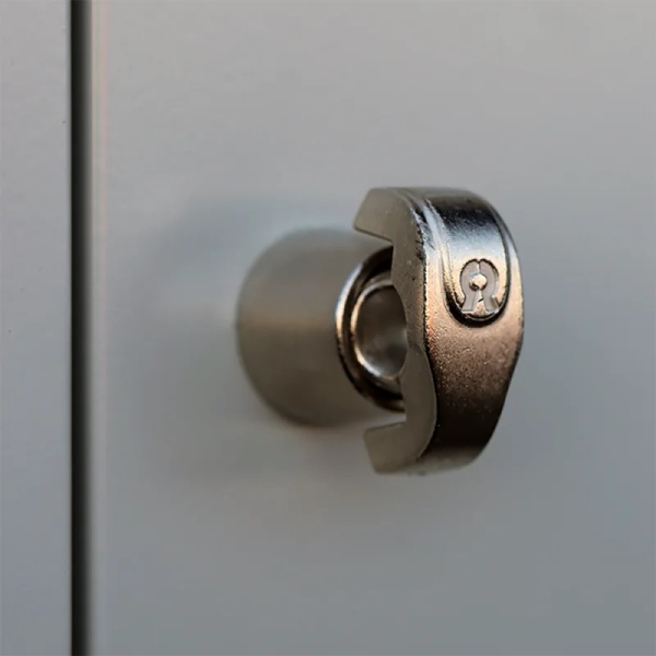 Drehriegel für Metallspinde